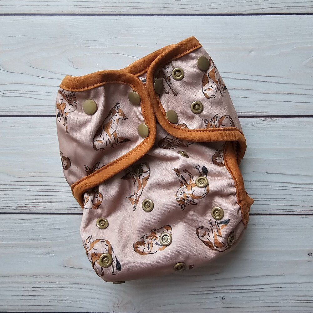 NEW Lighthouse Kids Signature Switch Cover System All-in-Two Diaper - Clever fox